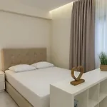 Apartment Lumo Nea Moudania